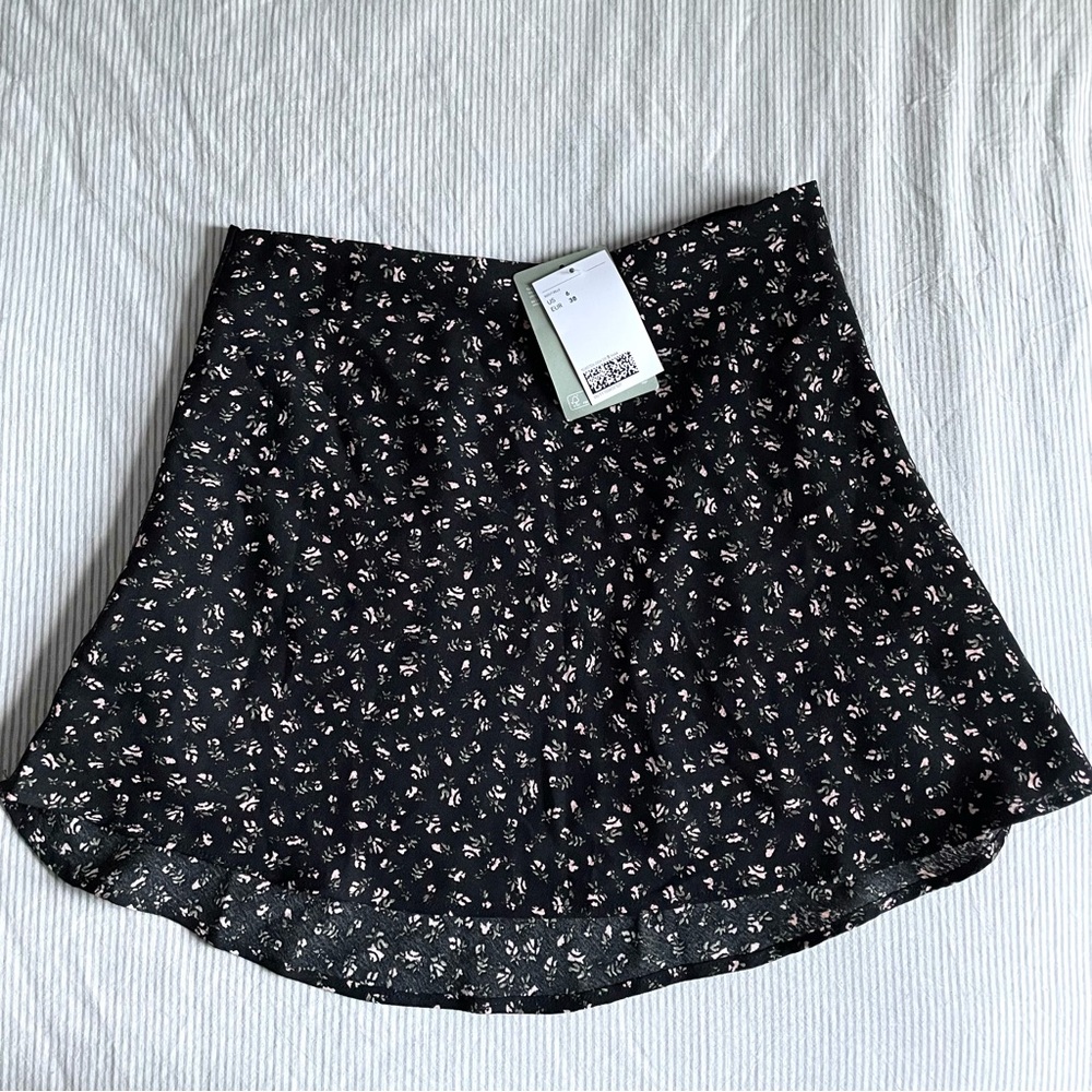 A-Line Floral Skirt in Black